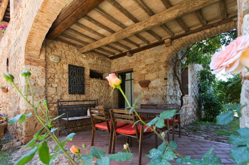 Novelleto Villa Monteriggioni Bagian luar foto