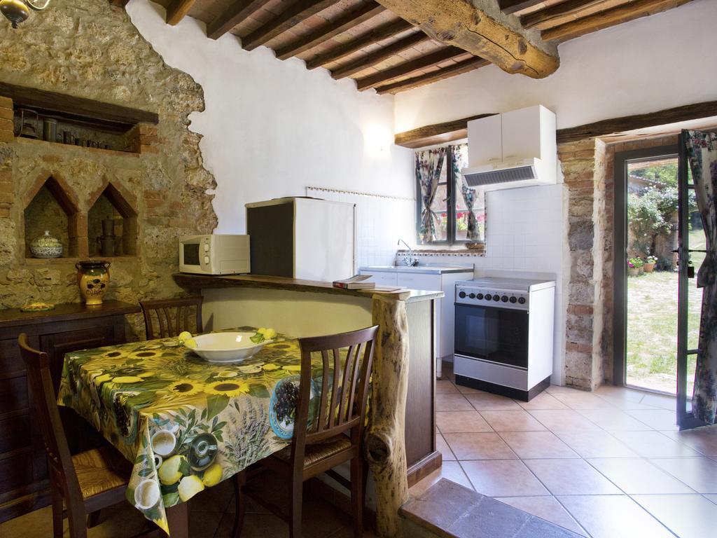 Novelleto Villa Monteriggioni Bagian luar foto